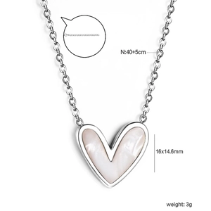 Détails du collier cœur en argent avec nacre et spécifications de taille précises