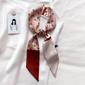 Foulard étroit en soie rose à carreaux avec motif géométrique et lettre H pour femmes