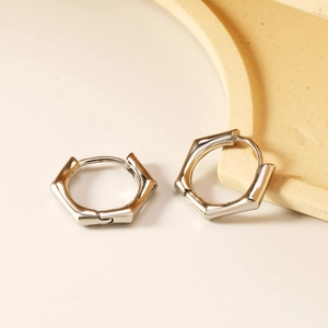 Boucles D'Oreilles Créoles Hexagonales En Acier Inoxydable Géométrique Minimaliste Poli Miroir Hypoallergénique Femmes