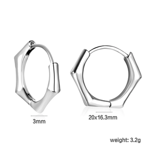 Boucles d'oreilles créoles hexagonales en acier poli style bambou 20x16.3mm