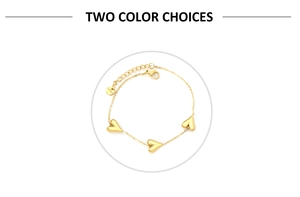 Detail of adjustable 18K gold plated stainless steel bracelet with three heart charms