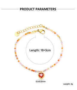 Dettaglio del bracciale di perline con ciondolo a cuore 8,5x8,6mm e lunghezza 18+3cm