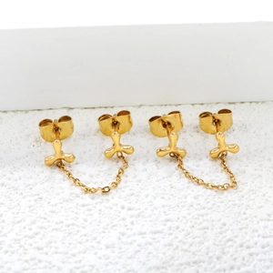 Golden clover stud earrings with delicate tassel chain for double piercings style