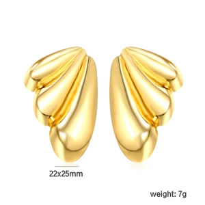 Poliertes Goldmetall-Ohrringe mit strukturiertem Fächerdesign, Größe 22x25mm