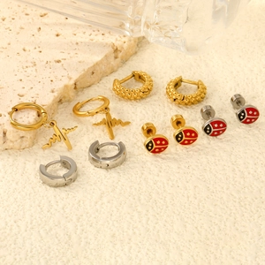 Boucles D'oreilles En Acier Inoxydable ECG Battement De Coeur Créoles Coccinelle Émail Texturées Bijoux De Mode Géométriques Pour Femmes