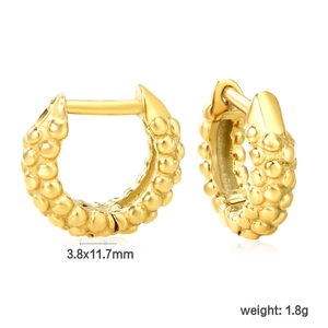 Boucles d'oreilles huggie géométriques en acier inoxydable plaqué or 18 carats