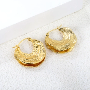 French vintage maple leaf pleated 18k gold hoop earrings with hammered metal texture