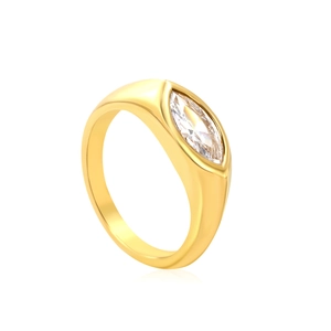 Anello in acciaio dorato con pietra marquise e incastonatura a castone moderna