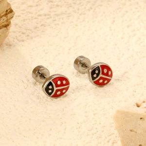 Boucles d'oreilles coccinelle rouge en acier inoxydable plaqué or 18 carats