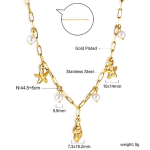 Gold-plated stainless steel necklace with starfish, seashell pendants and white pearls