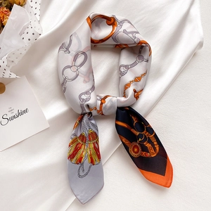 Foulard Carré De Mode Satin Artificielle Rétro Chaîne Équestre Imprimé Cheval Écharpe Décorative Pour Femmes
