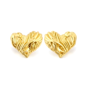 Vintage textured heart stud earrings with 18k gold plating on stainless steel