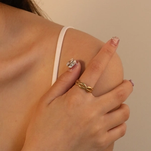 Shell Design Open Ring 18K Gold Plated Stainless Steel Ocean Style Adjustable Geometric Jewelry
