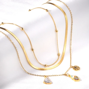 Collana a strati in oro acciaio inossidabile con ciondoli luna stella e fascino gelato