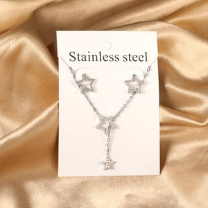 Ensemble collier pendentif étoile et boucles d'oreilles en acier inoxydable