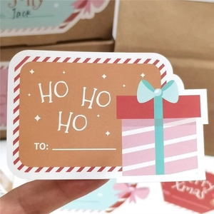 Étiquettes de Noël marron avec texte HO HO HO et bordure rouge pour emballage de fête
