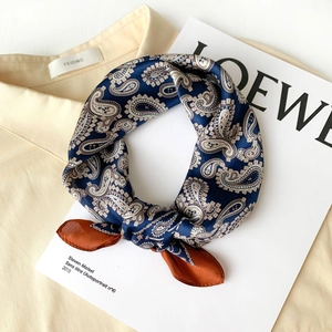 Retro Paisley Scarf Mulberry Satin Square Neck Accessory Luxury Satin Bandana Fashion For Women Lightweight Elegant