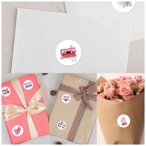 Self-adhesive heart stickers for gift boxes, envelopes and Valentine art decorations