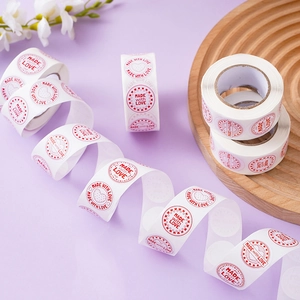 500 Pcs Roll Made With Love Heart Round Stickers Valentine's Day Gift Sealing Decorative Labels For Business Handcrafted DIY Arts Crafts