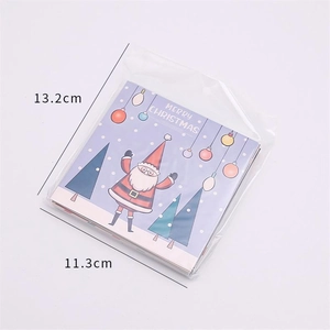 Vue détaillée des cartes de Noël avec le Père Noël et mesures 13,2 cm x 11,3 cm