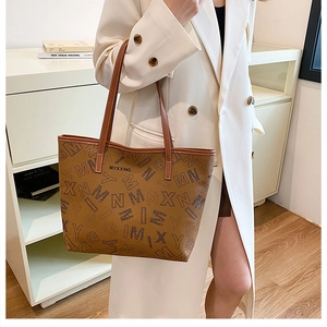 Minimalist brown monogram tote bag for women, large capacity shoulder bag for commuting