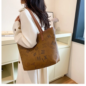 Brown large capacity tote bag with retro letter print and slim shoulder straps