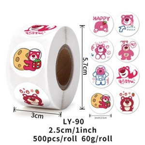 Detail view of 500pcs Lotso bear cartoon sticker roll with 2.5cm diameter labels