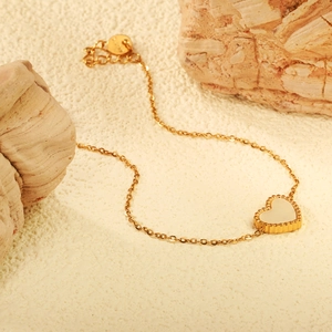 Bracelet À Pendentif Coeur En Acier Inoxydable Plaqué Or Avec Bordure Perlée En Nacre Blanche Pour Femmes Bijoux Élégants