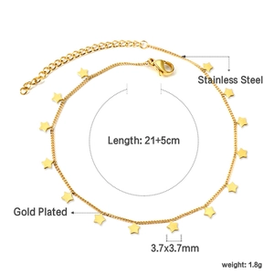 Details des vergoldeten Edelstahl-Fußkettchens mit 3,7mm Sternanhängern und Verlängerung