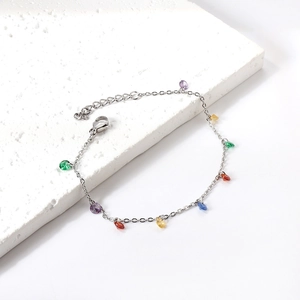 Bracelet à breloques pierres colorées en acier inoxydable poli avec fermoir mousqueton