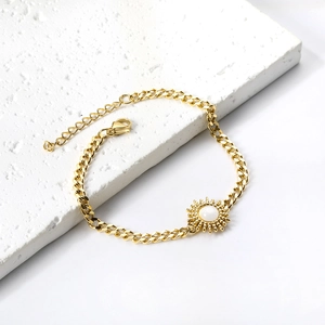Vintage 18K gold stainless steel Cuban chain bracelet with sun pendant and zircon