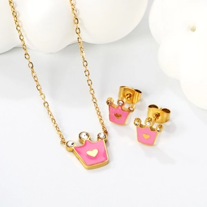Parure de bijoux couronne en émail rose avec chaîne dorée et cœur pour femme