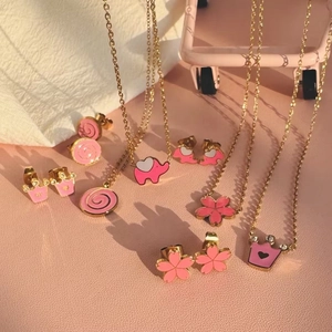 Parure De Bijoux En Acier Inoxydable Émail Rose Couronne Éléphant Fleur Collier Et Boucles D'oreilles Pour Femmes Filles