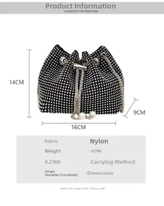 Spécifications de ce sac seau noir en strass avec dimensions et infos de matériel