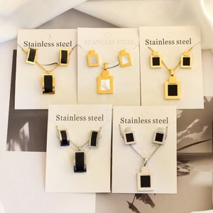 Stainless steel jewelry set with black shell square pendant necklace and stud earrings