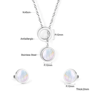 Macro view showing 12mm mother of pearl pendant and earrings set dimensions