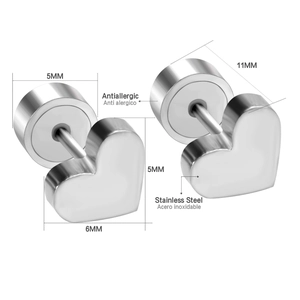 Detailed size specifications of 18K stainless steel heart stud earrings with dimensions