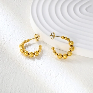Polished 18K gold plated stainless steel C-shape stud earrings with gradient beads