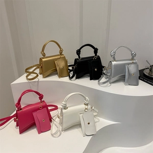 Sacs à main minimalistes en cinq couleurs avec poignée nouée et mini porte-monnaie