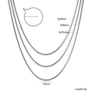 Detailed chart showing three lengths of 0.9mm silver snake chain necklaces in 50, 60, 75cm