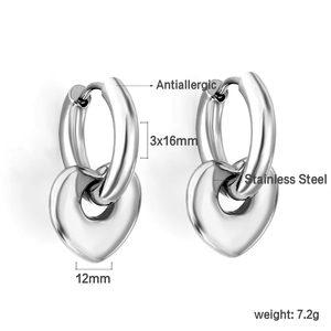 Boucles d'oreilles cœur en acier poli avec dimensions détaillées et propriétés antiallergie