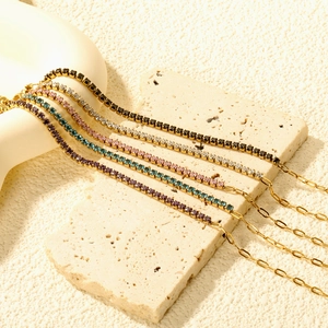 Luxuriöses einreihiges Zirkonia-Tennisarmband mit Büroklammerkette in fünf Farben