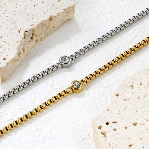 Ensemble de colliers géométriques minimalistes en acier inoxydable doré et argenté à cristaux