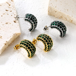 Boucles d'oreilles en C minimalistes en or et argent avec cristaux verts pour femmes