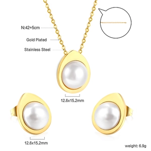Detailed specs of pear-shaped pearl necklace and earring set in gold plated stainless steel