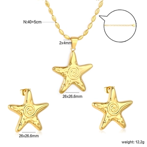 Detailed view of starfish jewelry set with textured surface and exact measurements