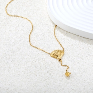 Collier en acier inoxydable plaqué or 18K avec pendentif éventail et perle dorée polie