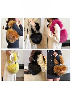 Collage von Herz-Handtaschen aus Kunstpelz in verschiedenen leuchtenden Farben am Modell
