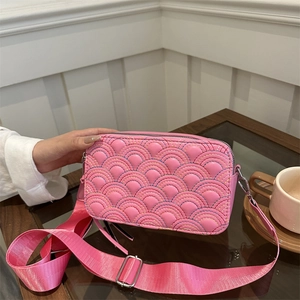 Women Rainbow Scallop Quilted Crossbody Camera Bag PU Leather Wide Strap Tassel Zipper Trendy Small Square Purse