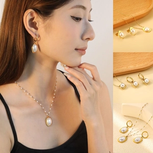 Elegant gold pearl jewelry set for women featuring necklace and earrings in three shapes